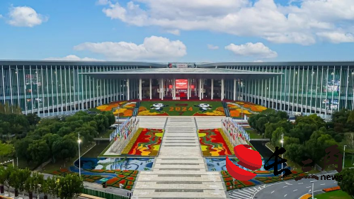 媒体管家： 零碳进博 绿色展览 中励展览助力进博会搭建可持续发展战略