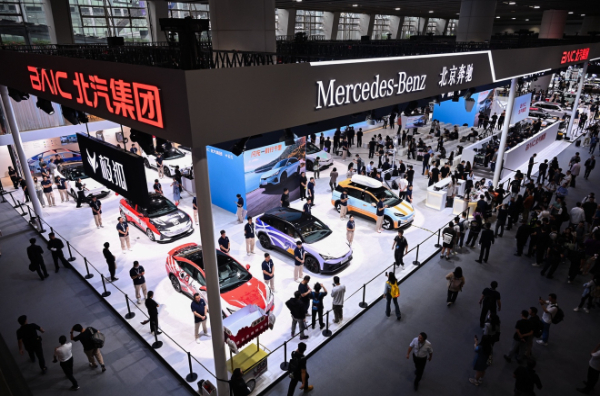 媒体管家: 北汽新能源张国富:极狐品牌的成长之路,是创新与品质并驱的征途