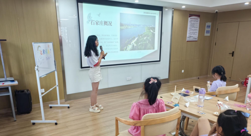 媒体管家: 时光剪影,柏卜情谊润童心田——西柏坡精神志愿宣讲走进袁家边儿童心间