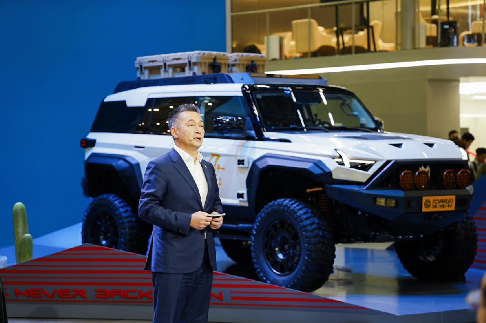 媒体管家： 广州车展推出越野生态高定平台 东风猛士构建中国越野车改装生态