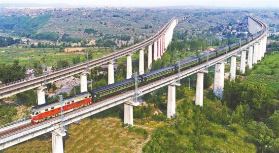 榆林:传承红色基因 续写壮丽篇章