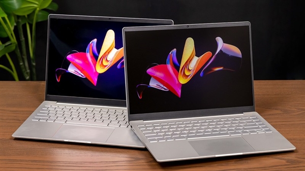 3202年还在用LCD屏笔记本 是我落伍了吗？