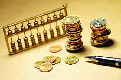 媒体管家: 前10个月新能源车险保费同比大增53% 比亚迪、小米等新“玩家”相继入局(图1) 媒体管家: 前10个月新能源车险保费同比大增53% 比亚迪、小米等新“玩家”相继入局(图1)