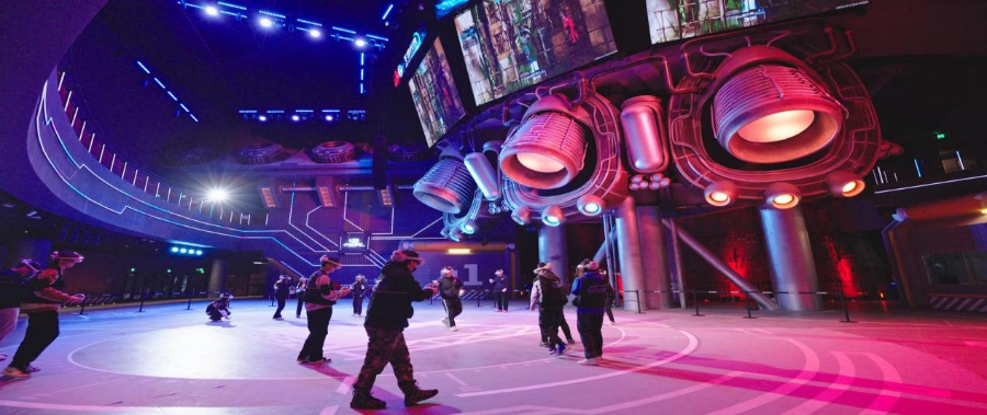 媒体管家: “数字样板工程”实践案例:高通携手各方打造首个5G-A多并发大空间XR竞技游戏业务试点(图2) 媒体管家: “数字样板工程”实践案例:高通携手各方打造首个5G-A多并发大空间XR竞技游戏业务试点(图2)