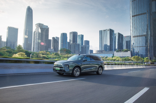 媒体管家： 第47周销量1443辆！魏牌全新蓝山手握三大智能王牌成大六座新能源SUV爆款(图3)