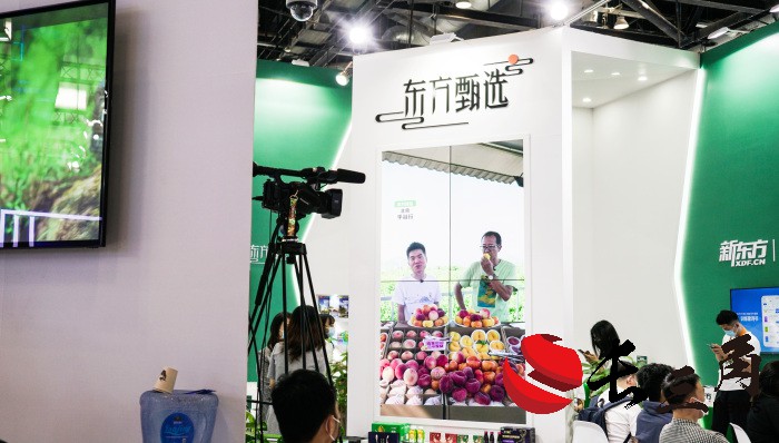 媒体管家： “嚎叫式”直播遭吐槽，没了董宇辉的东方甄选变味了(图1)