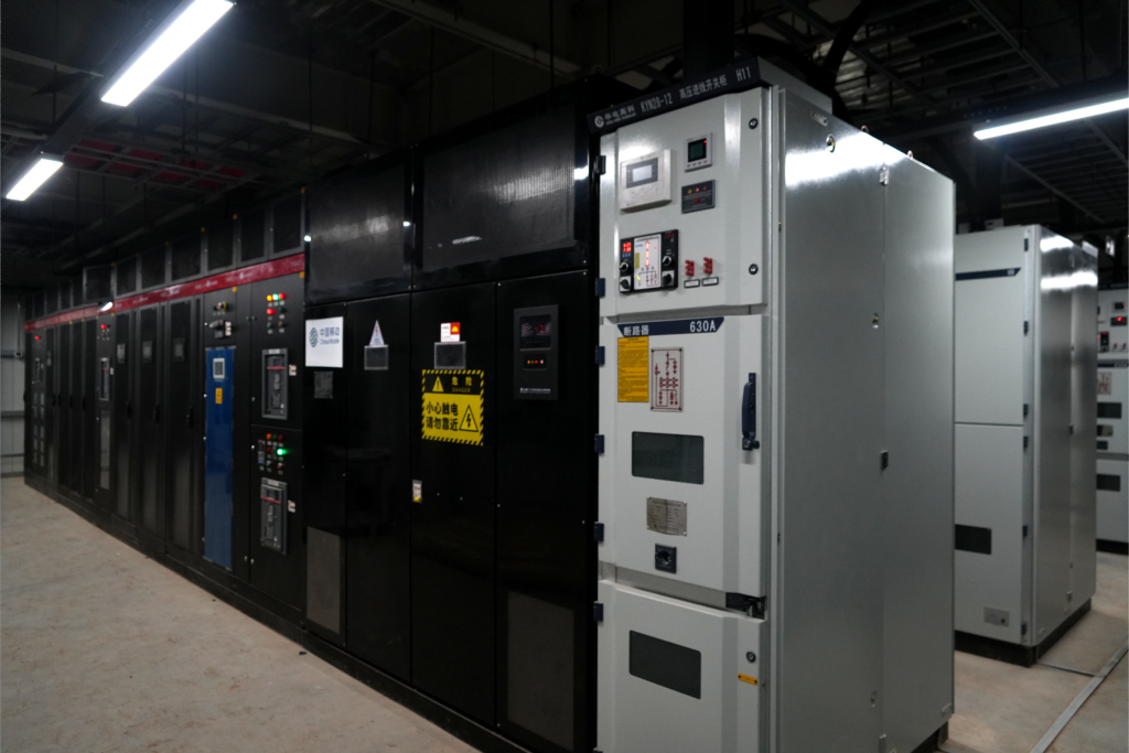 媒体管家： 奋进强国路 阔步新征程·老区行｜革命老区甘肃庆阳迈入“数字经济”新赛道(图2)