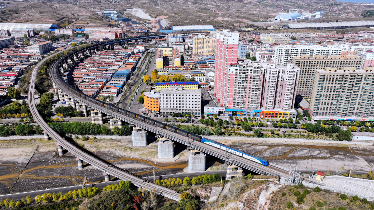 媒体管家： 我国首个重载铁路既有线小半径曲线改造工程开工建设(图2)