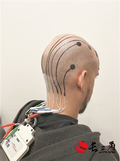 媒体管家： “电子墨水”可监测脑电波 有望拓展非侵入式脑机接口技术应用(图1)