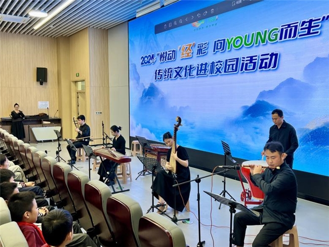 媒体管家： 无锡市东绛实验学校成功举办“声入人心 音你精彩”艺术节(图2)