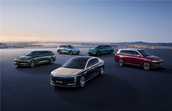 8.1万创新高 鸿蒙智行11月各车型交付出炉：最贵尊界S800不是倒一(图1)