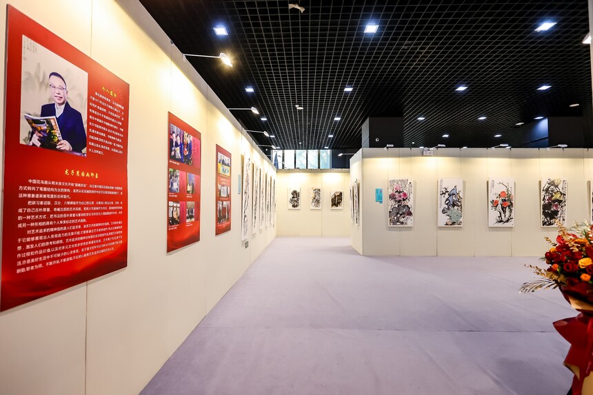 武鹏、程炯陶庆祝新中国75华诞书画展在京开幕(图12)